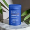 Opakowanie kolagen max w kapsułkach BICAPS Collagen MAX na tle marmurowej ściany - 60 kapsułek z kolagenem, kwasem hialuronowym i witaminami"