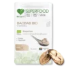 Owoc baobabu na tle opakowania sproszkowanego superfoodsa.