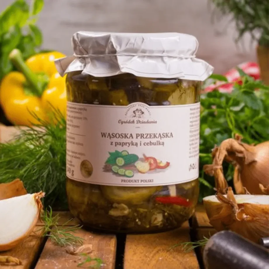 wąsocka przekąska z papryka i cebulą z Ogró